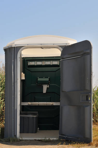 Best Long-term porta potty rental  in Edwardsvle, IL