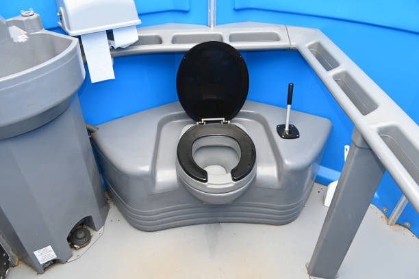 Best High-end porta potty rental  in Edwardsvle, IL